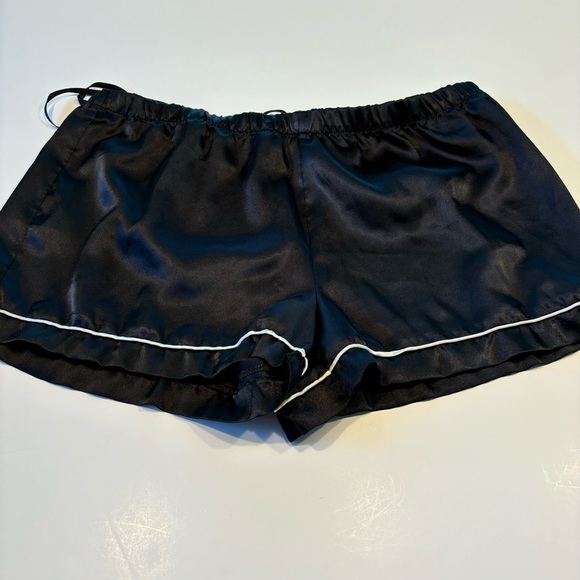 INC International Concepts Black White Trim Pajama Short Set Size L - Picture 3 of 10